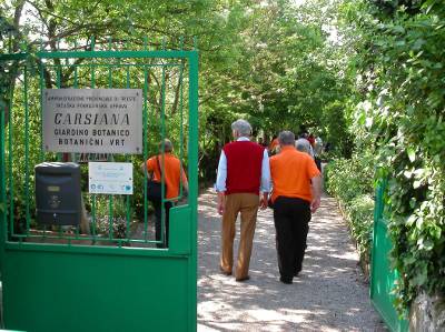 Carsiana: visitatori all'ingresso
